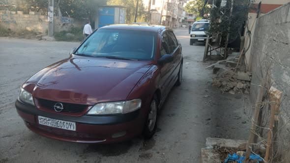 أوبل فكترا 2002 - صورة 1