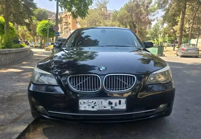 بي إم دبليو 520i 2009 - صورة 1