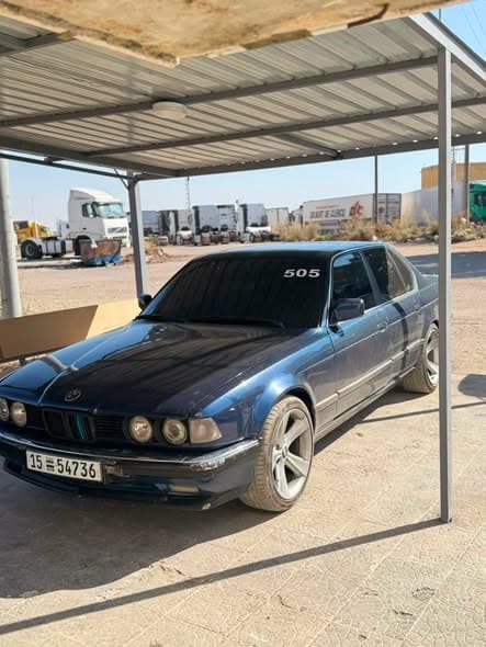 بي إم دبليو 735i 1991 - صورة 1
