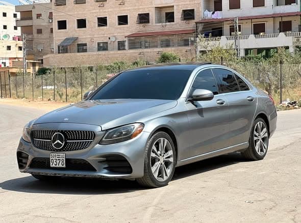 مرسيدس C300 2017 - صورة 3