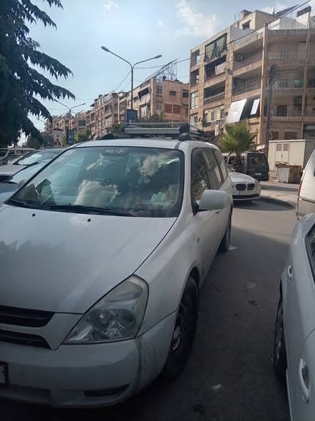 كيا كرنفال 2007 - صورة 1