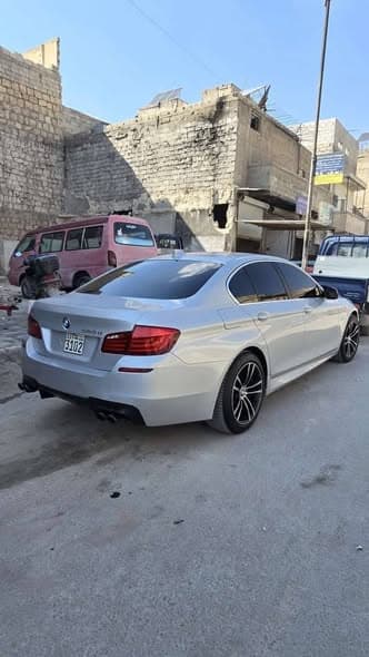 بي ام دبليو 520 2011 - صورة 3
