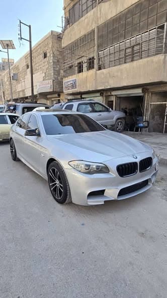 بي ام دبليو 520 2011 - صورة 4