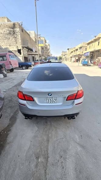 بي ام دبليو 520 2011 - صورة 5