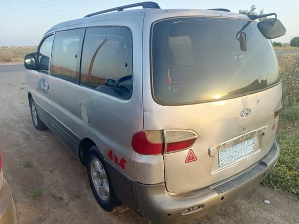 هيونداي اتش 1 2001 - صورة 3