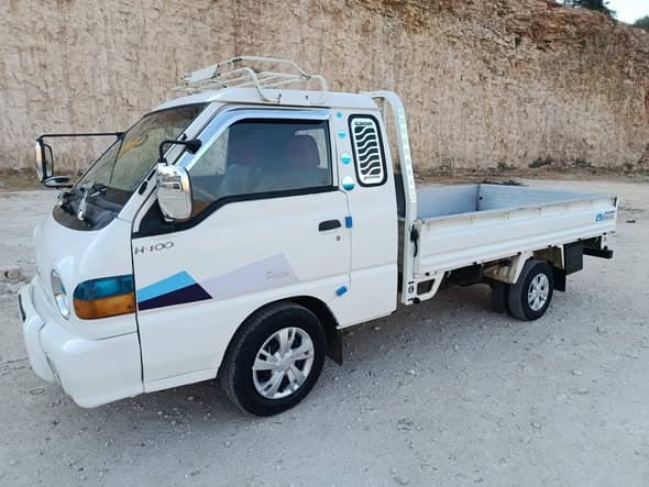 هونداي H-100 2002 - صورة 4