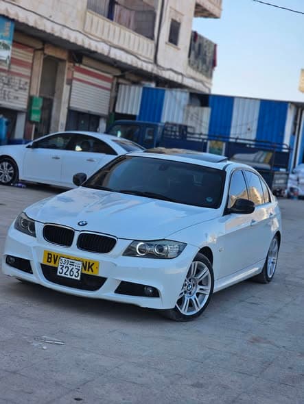 بي ام دبليو 320 2011 - صورة 1