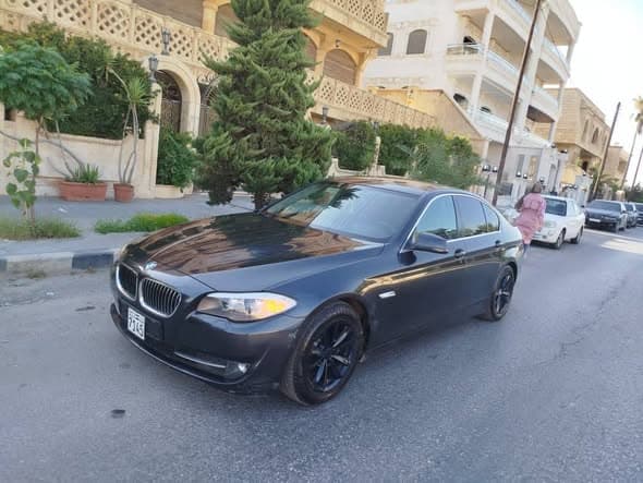 بي إم دبليو 520 2012 - صورة 2