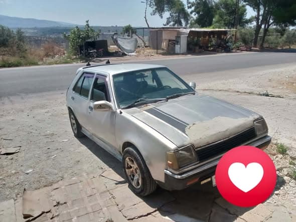 ميتسوبيشي 1200 1982 - صورة 1
