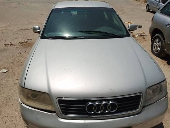أودي A6 2000
