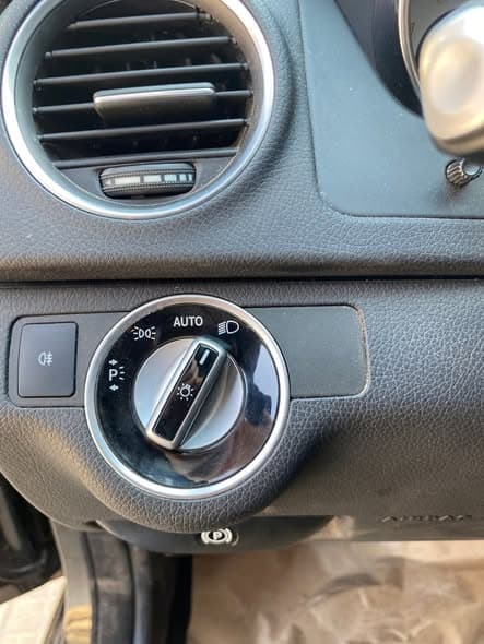 مرسيدس C300 2013 - صورة 5