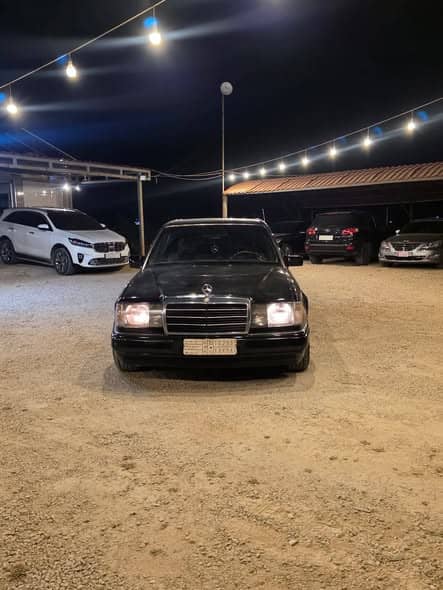 مرسيدس 124 1992