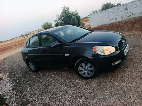 هيونداي فيرنا 2006 - صورة 4