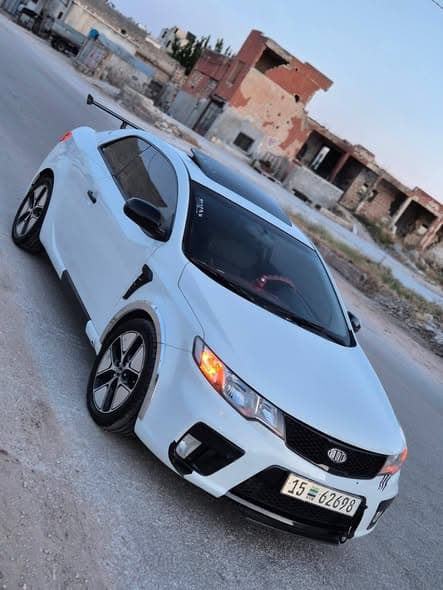 كيا سيراتو 2013 - صورة 2
