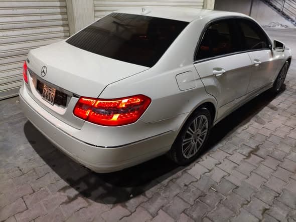 مرسيدس E300 2012 - صورة 3