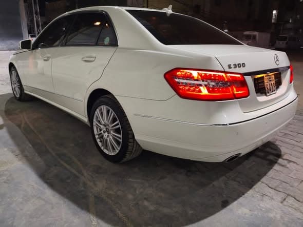 مرسيدس E300 2012 - صورة 1