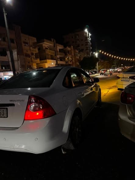 فورد فوكاس 2010 - صورة 5