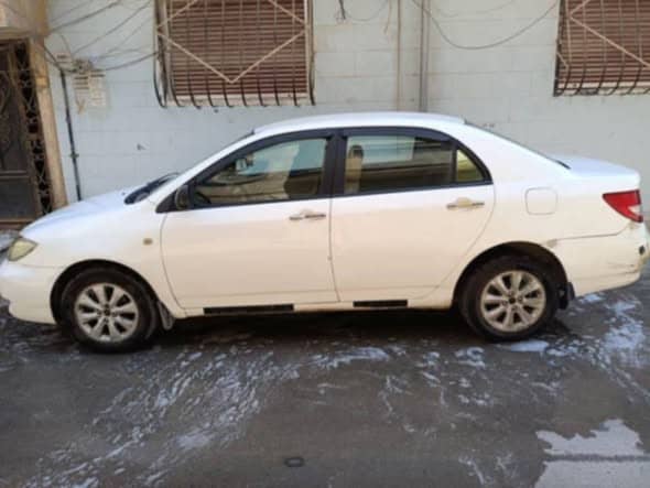 بي واي دي F3 2012