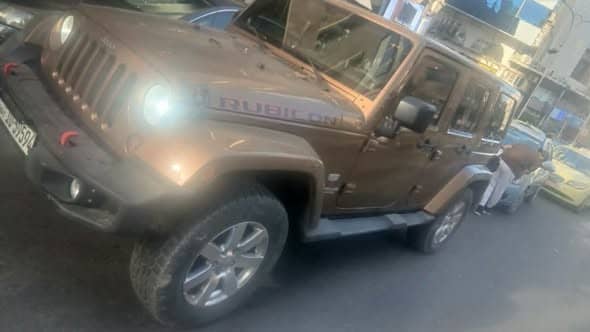 جيب رانجلر 2011