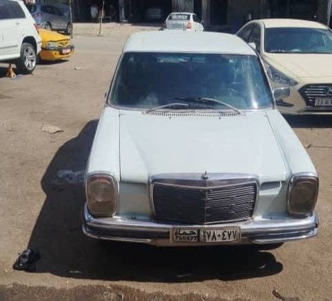 مرسيدس 124 1973