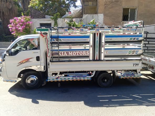 كيا بونغو 2011 - صورة 1