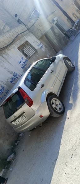 فورد فيستا 2007 - صورة 2