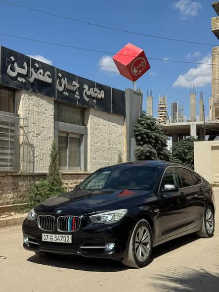 بي ام دبليو 5 Series GT 2011