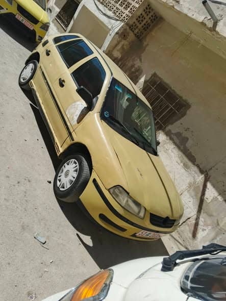 فولكس فاغن جولف 2004