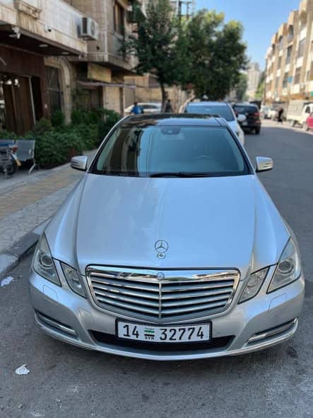 مرسيدس E300 2012