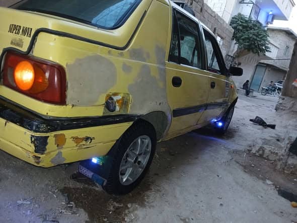 داسيا سوبرنوفا 2002