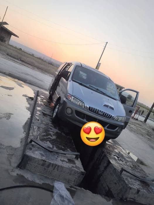 هيونداي H-1 2002