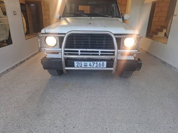 نيسان باترول 1981