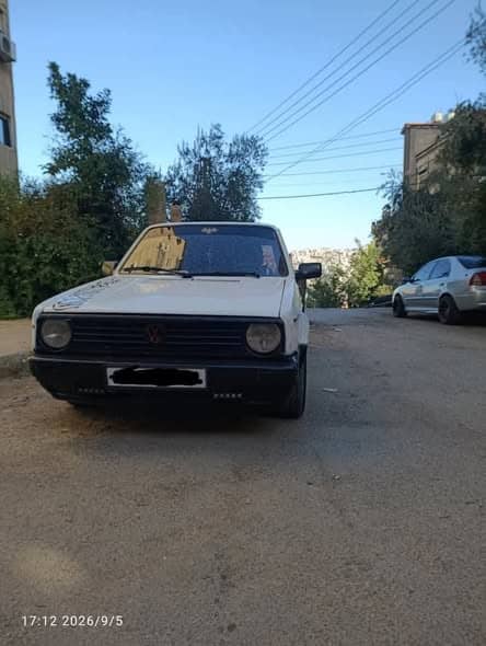 فولكس فاغن غولف 1977