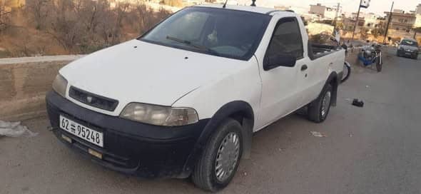 فيات ستراتا 2005