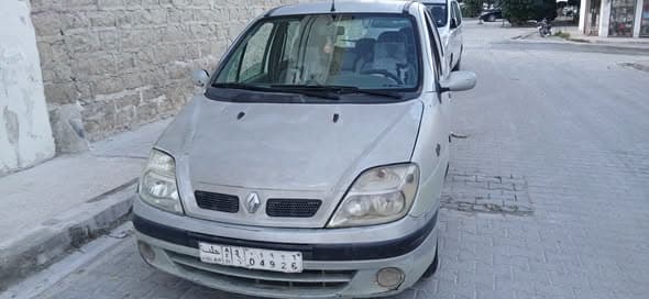 رينو سينك 2002