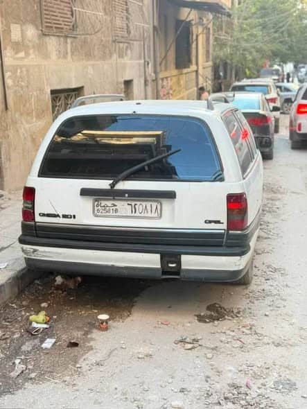 اوبل اوميغا 1993