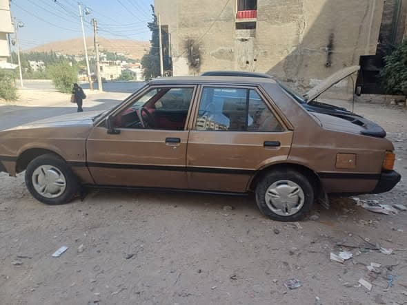 ميتسوبيشي لانسر 1983 - صورة 4