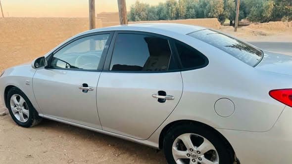 هيونداي افانتي 2007 - صورة 1