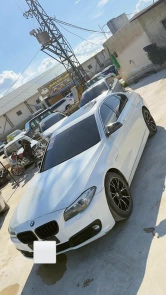 بي إم دبليو 528i 2015 - صورة 2