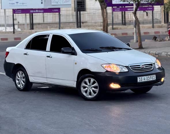 بي واي دي F3 2012