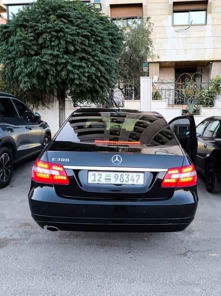 مرسيدس E200 2013 - صورة 1
