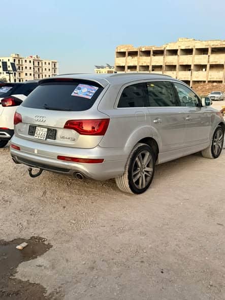 اودي Q7 2011