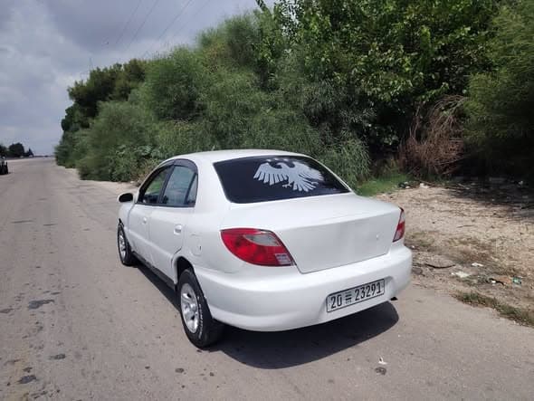 كيا ريو 2002 - صورة 2