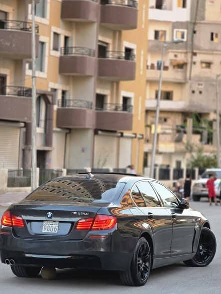 بي ام دبليو 528i 2011