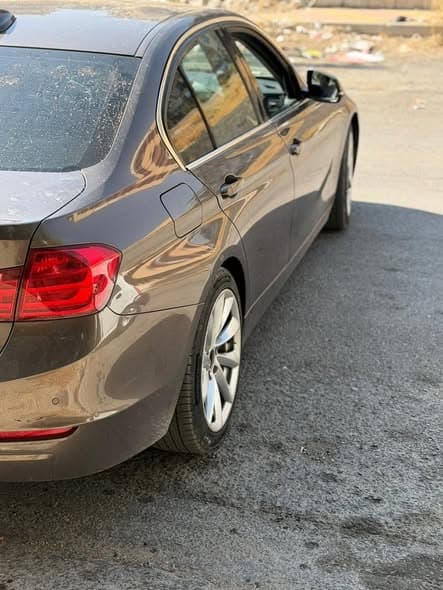 بي ام دبليو 320 2015 - صورة 2