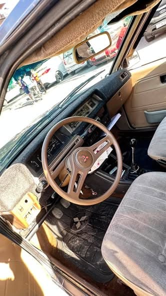ميتسوبيشي كولت 1983 - صورة 3