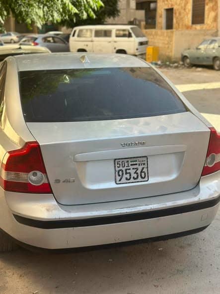 فولفو S40 2008