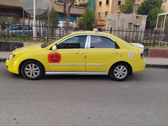 كيا سيراتو 2009 - صورة 2