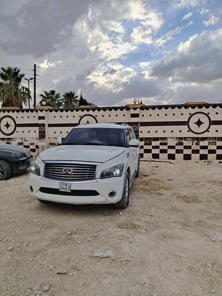 انفينيتي QX56 2012