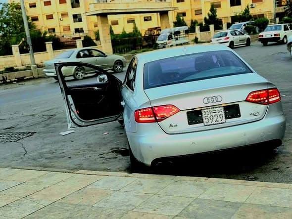 اودي A4 2010 - صورة 3